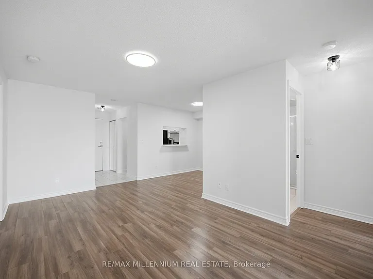 68 Corporate Dr #1532 — Photo 17