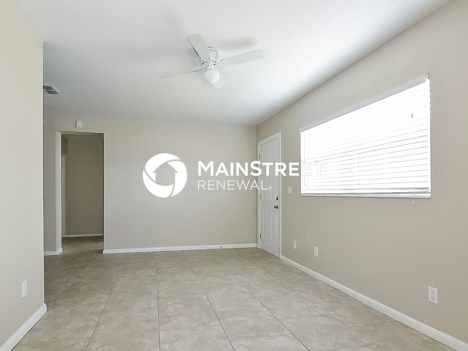 4204 E Wilma St — Photo 3
