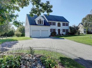 610 Hickory Rd, North Attleboro, MA 02760