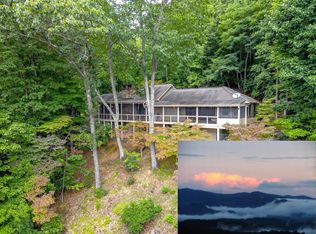 995 Chinquapin Mountain Rd, Franklin, NC 28734