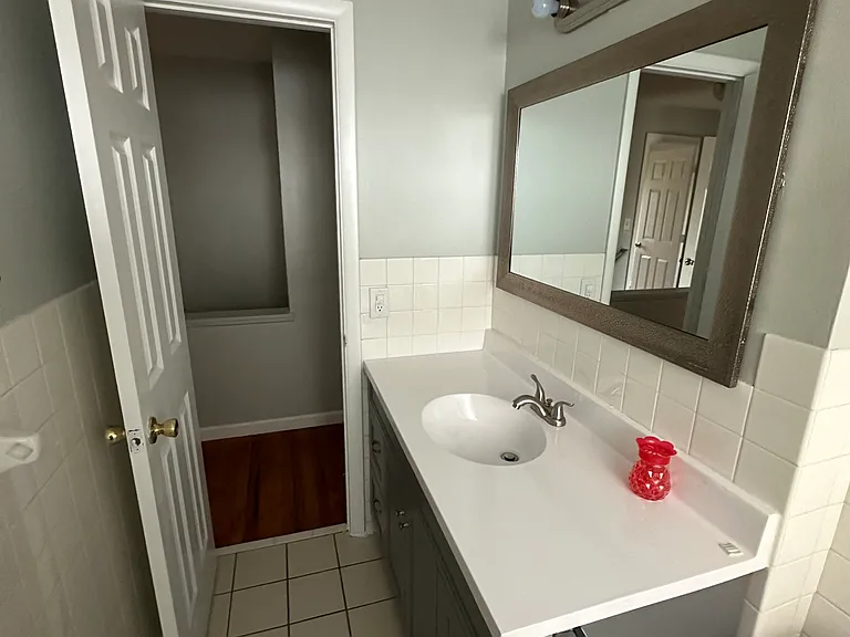 4878 Banbury Ct #4 — Photo 32