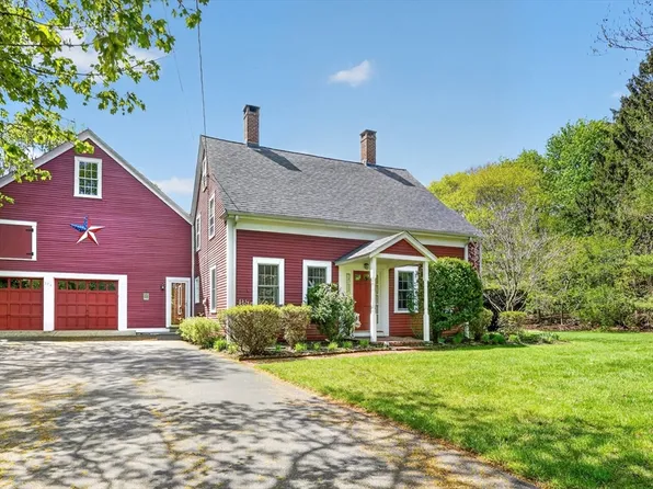 374 Dover Rd, Westwood, MA 02090