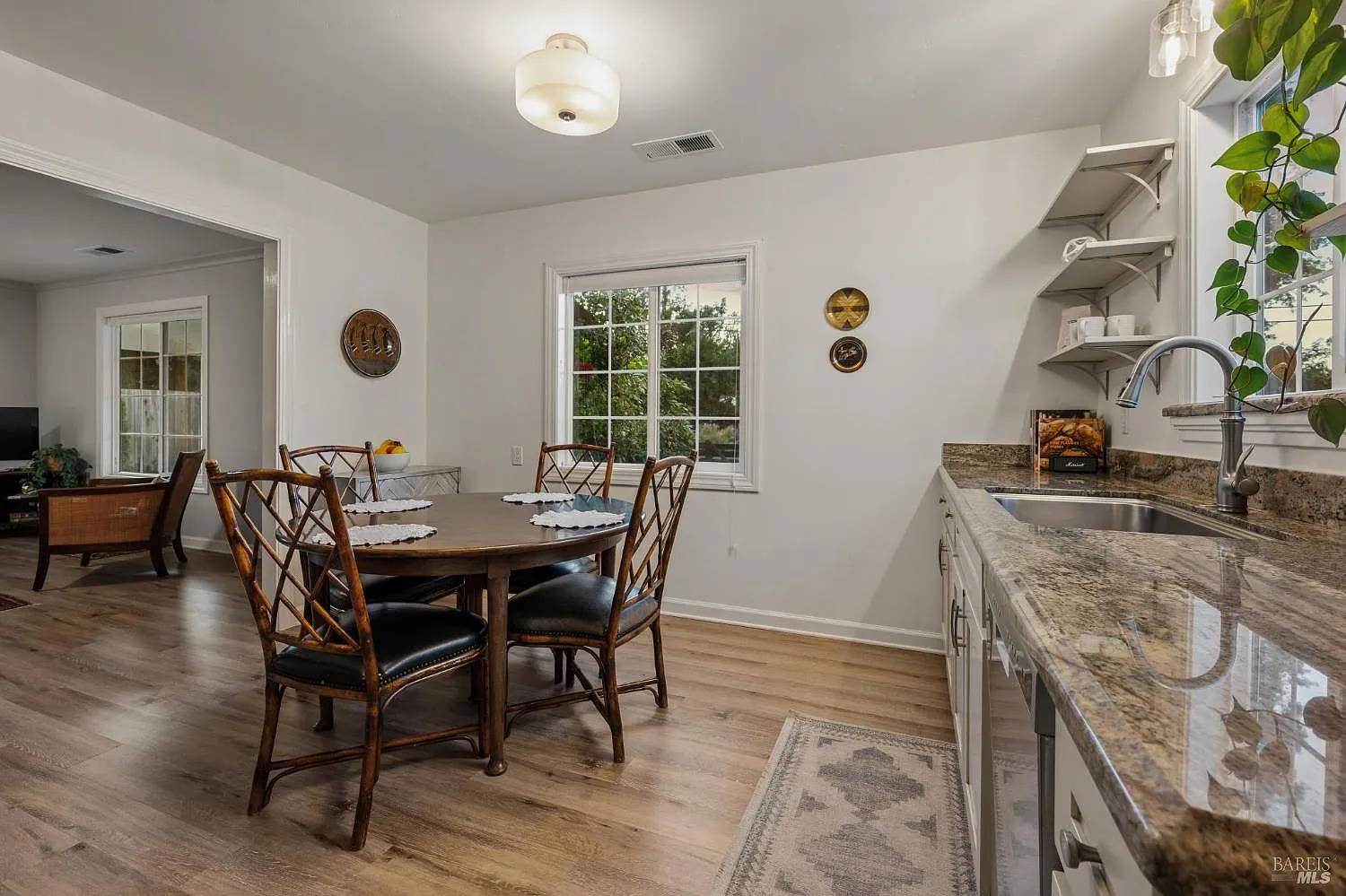 1080 Solano Avenue - Photo 4