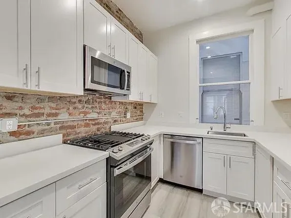 124 Waverly Pl, San Francisco, CA 94108