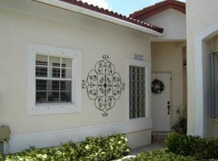 16217 Emerald Cove Rd, Weston, FL 33331