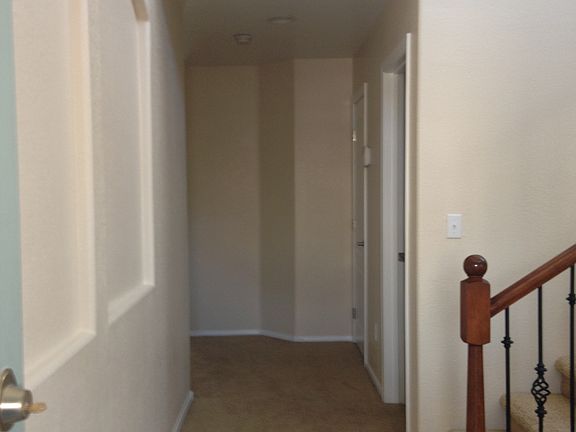 3rd image of 421 Orchid Oasis Ave