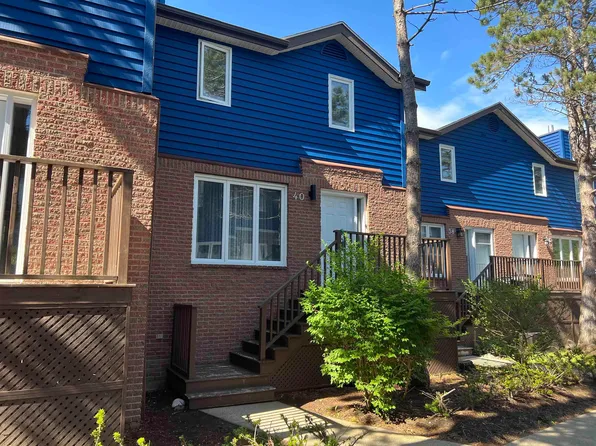 40 Attenborough Ct, Halifax, NS B3M 4C9