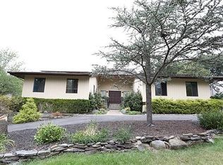 1 Hilburg Ct, Nanuet, NY 10954