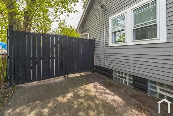 13302 Melzer Ave — Photo 5