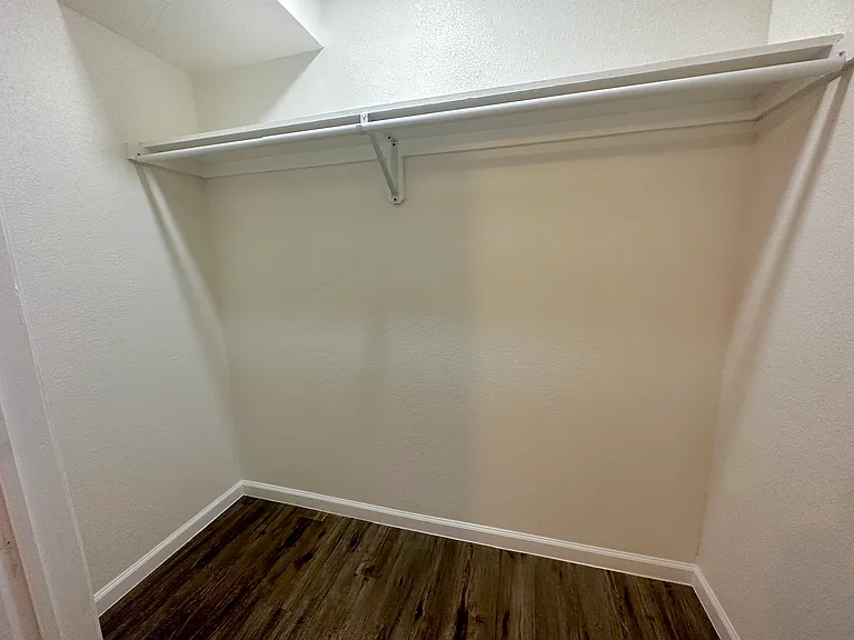 5934 Victor St #3 — Photo 18