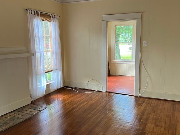 Living room leading to Sun room