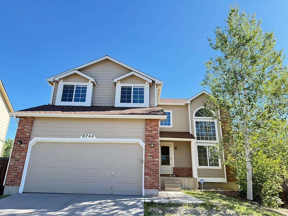 8744 Massey Cir