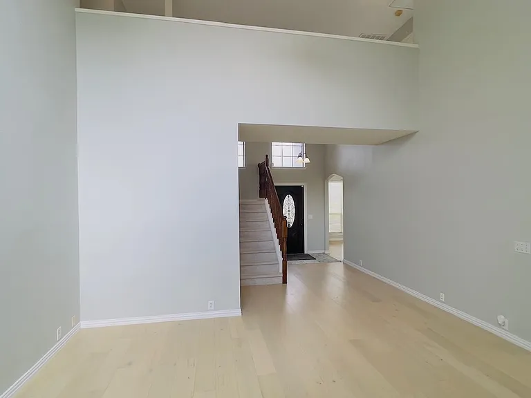 4712 Frost Hollow Dr — Photo 4