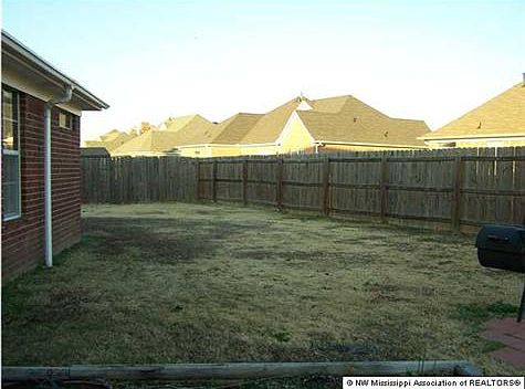 3rd image of 6194 Ravenwood Park N