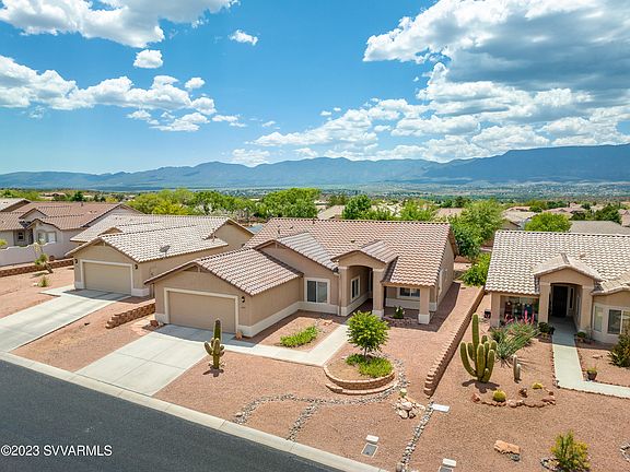 3rd image of 890 S Desert Sunset Drive