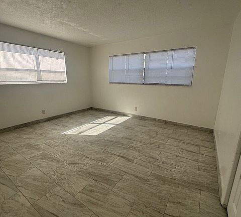 2nd image of 2506 Pierce St APT 1A