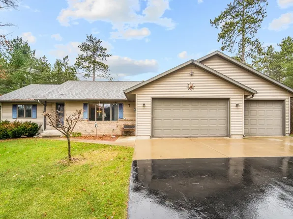 N2965 Oak Ln, Clintonville, WI 54929