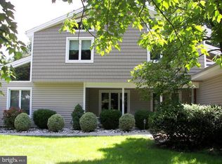 11 Walnut Grove Rd, Hillsborough, NJ 08844