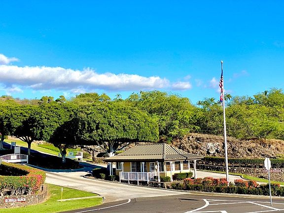 2nd image of Kalama Pl Lot 630