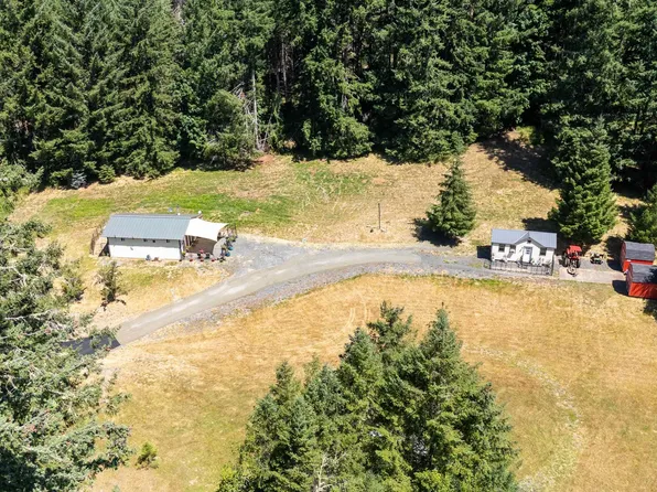 42531 Upper Calapooia Dr, Sweet Home, OR 97386