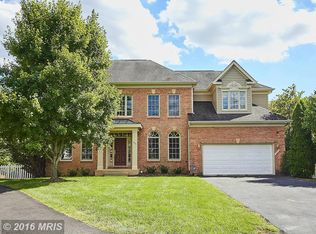 7033 Highland Meadows Ct, Alexandria, VA 22315