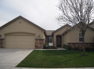 3923 W Elkhorn Ave, Visalia, CA 93277