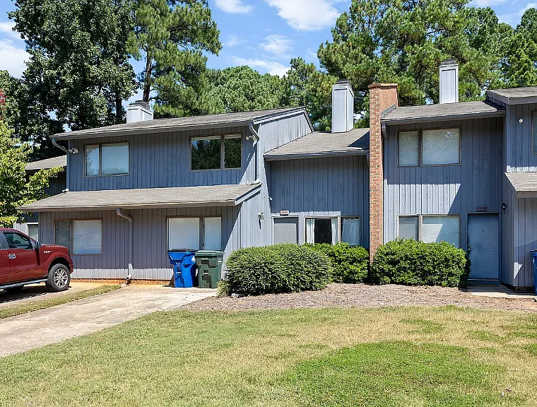 4350 Hunters Club Dr #U — Photo 7