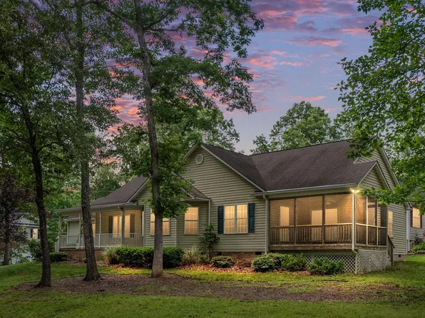 309 Birdie Rd, Locust Grove, VA 22508