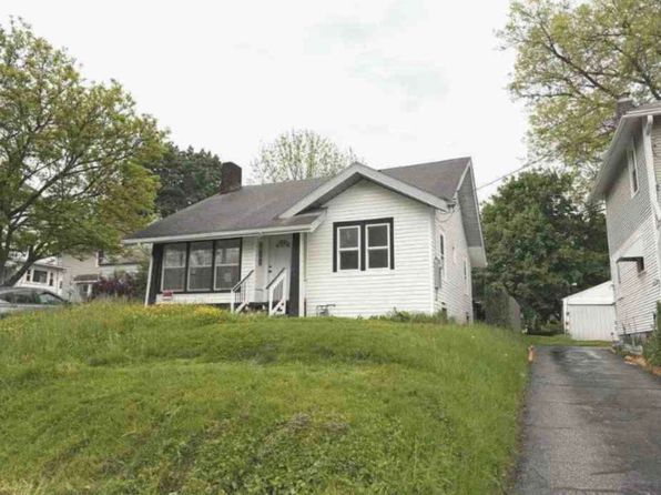 408 Malacca St