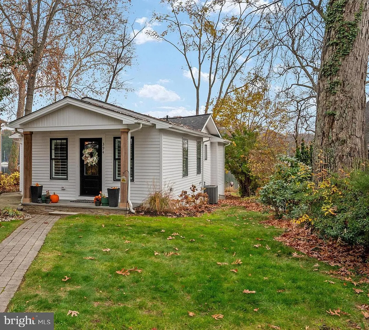 394 North Dr photo 1