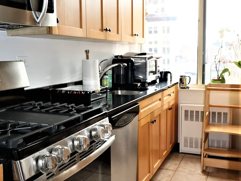 5 E 22nd St #21D — Photo 5