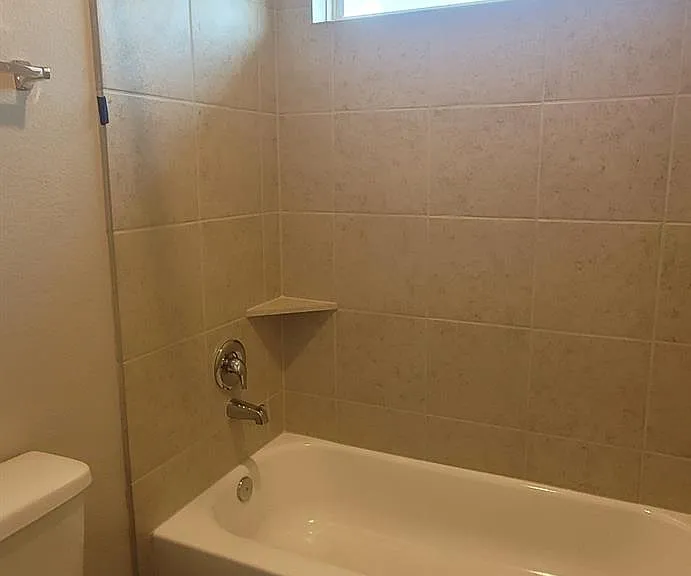 2934 Lawrence Park Ct — Photo 20