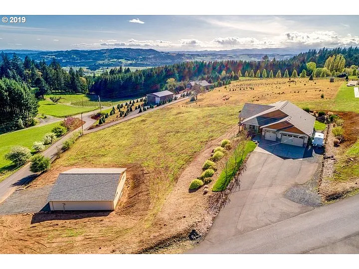 18105 NE Bald Peak Rd photo 1