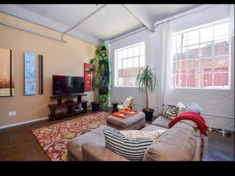 400 Salem Ave #1B — Photo 5