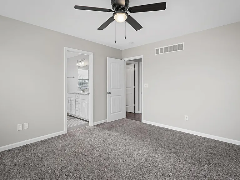 Primary Bedroom (Suite)