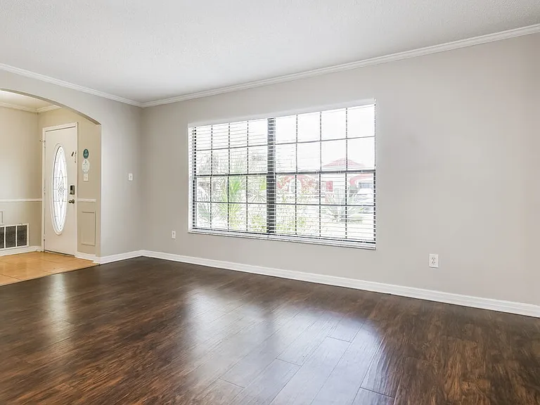 2629 Saffron Dr — Photo 3