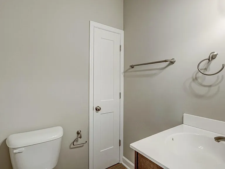 154 Lincoln Place Cir — Photo 10