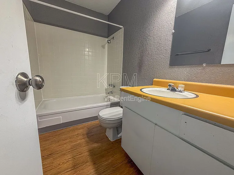 Residences at Brookside — Photo 14