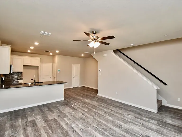 3405 Solana Cir — Photo 7