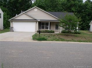 2740 Rabbit Ridge Dr, Bessemer City, NC 28016