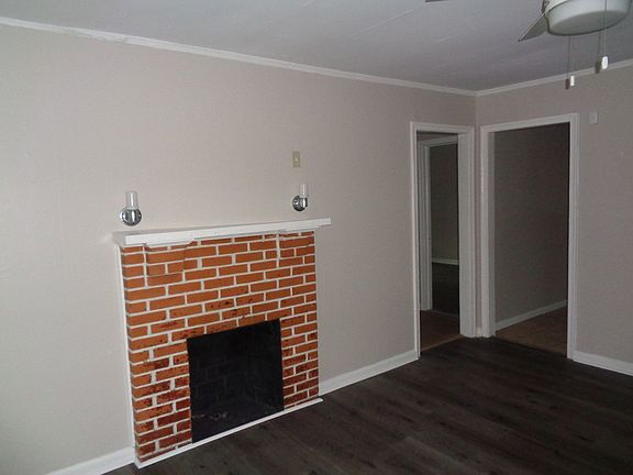 4th image of 541 W Lake Ave NW