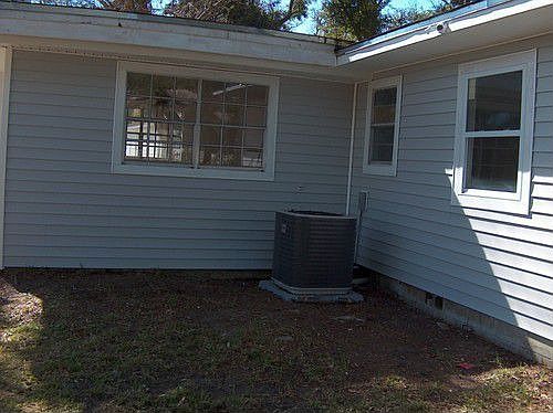 5th image of 6953 Vivian St