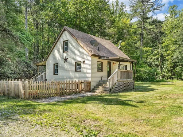 5774 Bradshaw Rd, Salem, VA 24153