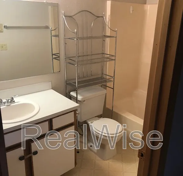 2933 SE 38th Ct — Photo 12