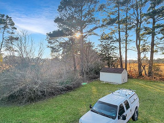 5th image of 19346 Mink Farm Rd