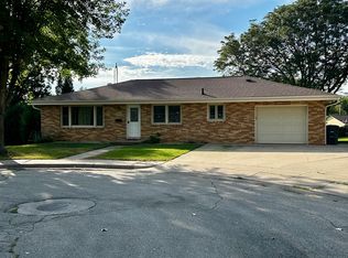 1775 Palm Ct, Dubuque, IA 52001