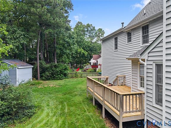 3rd image of 3020 Sandy Bluff Pl