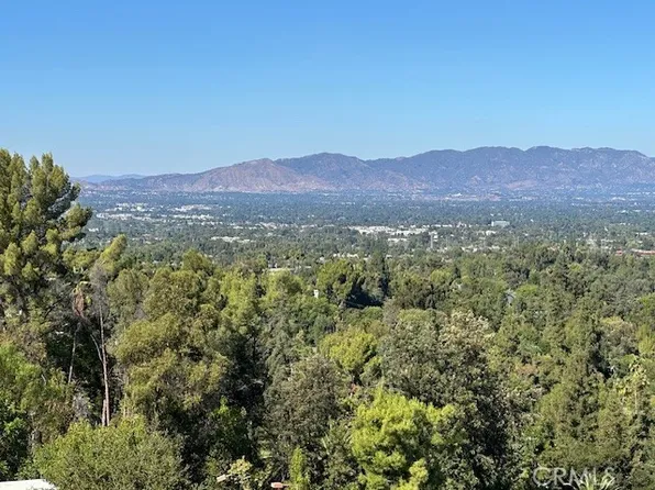4631 Caritina Dr, Tarzana, CA 91356