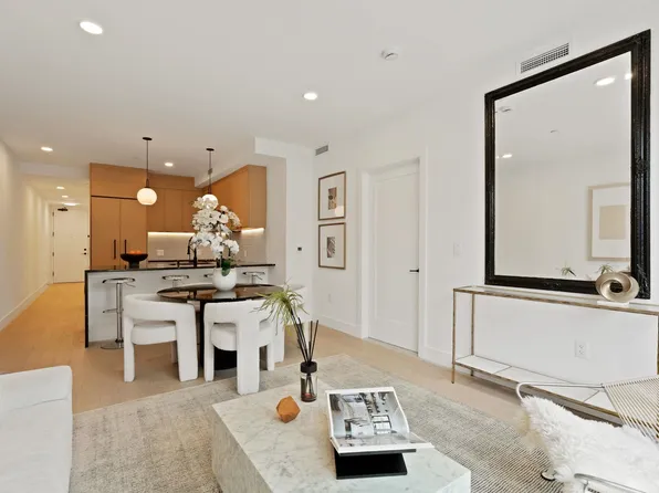 139 Christopher Columbus Drive image 2 of 33