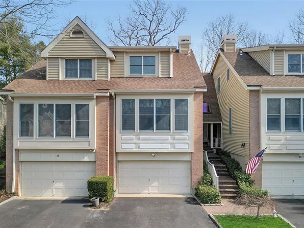 46 Willow Ridge Drive #46, Smithtown, NY 11787